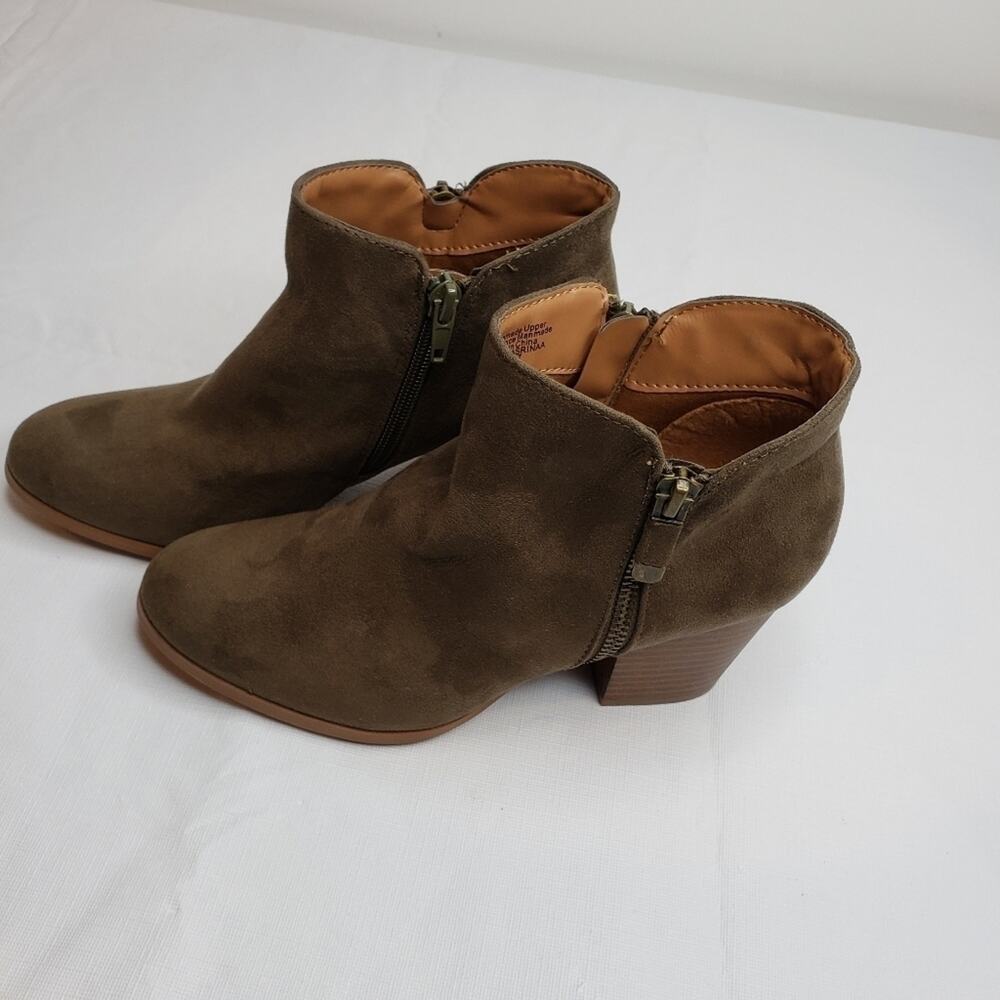 Style and Co. Masrinna Double Zip Booties - Picture 2 of 8